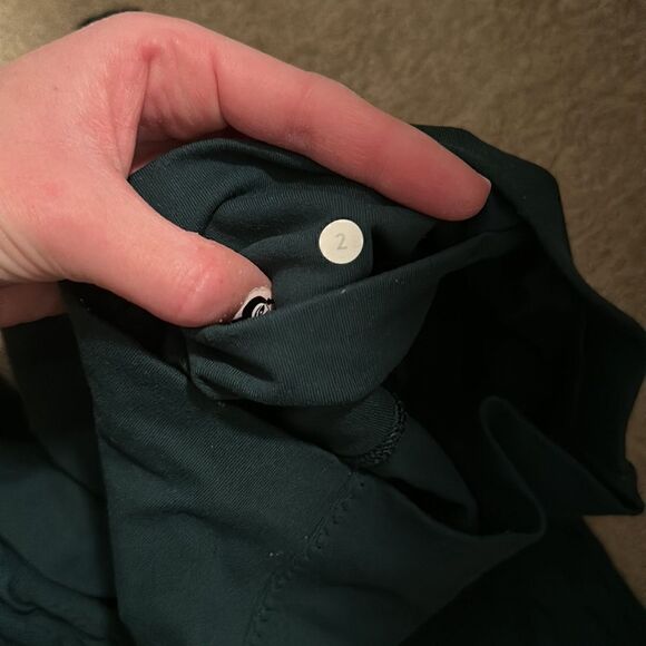 Lululemon Green 2 Mesh Legging 25” - Picture 5 of 7